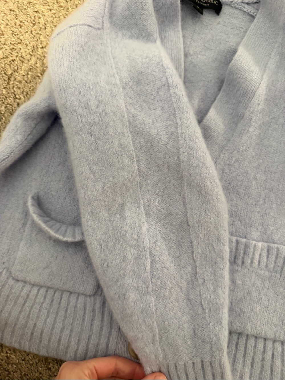 Banana Republic Cashmere Light Lavender V-Neck Button Cardigan Sweater - Picture 4 of 6